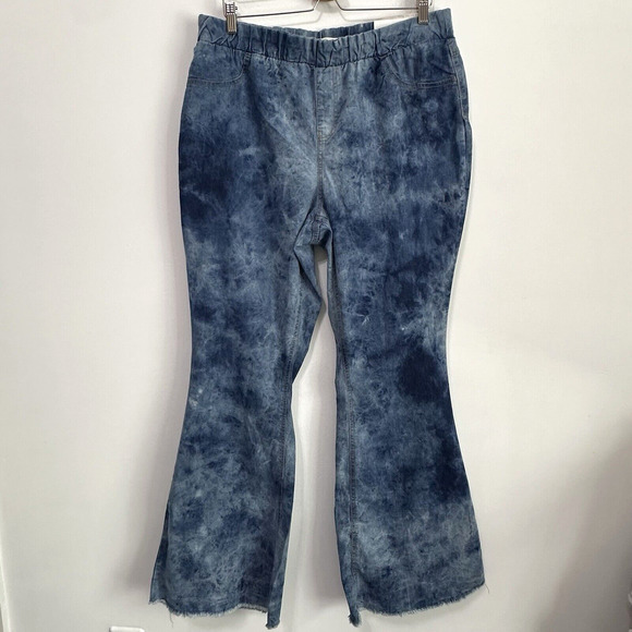 Cato Super Hi Rise Pull On Jeans 16 W Plus Flare Leg Blue Tie Dye Raw Hem NEW - Picture 1 of 8